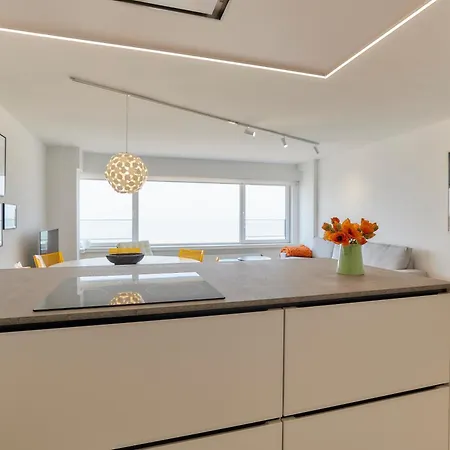 Lecomte - Oceanfront 206 Appartement