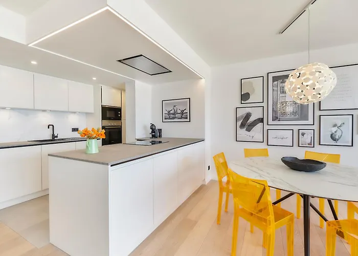 Lecomte - Oceanfront 206 * 奥斯滕德