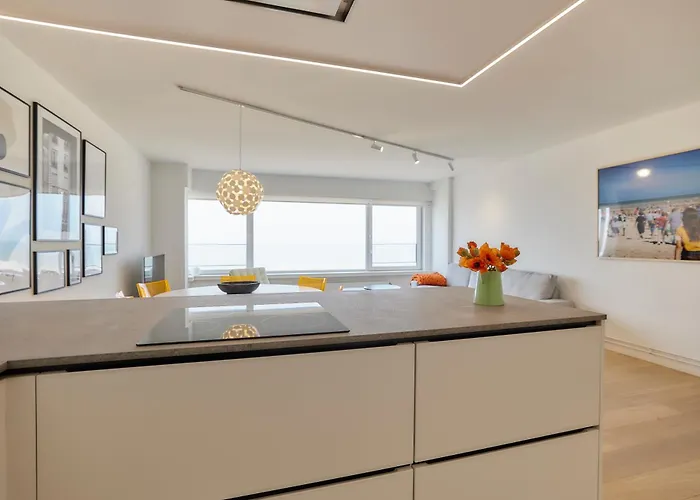 Lecomte - Oceanfront 206 公寓