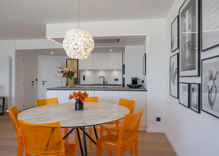 Lecomte - Oceanfront 206 *