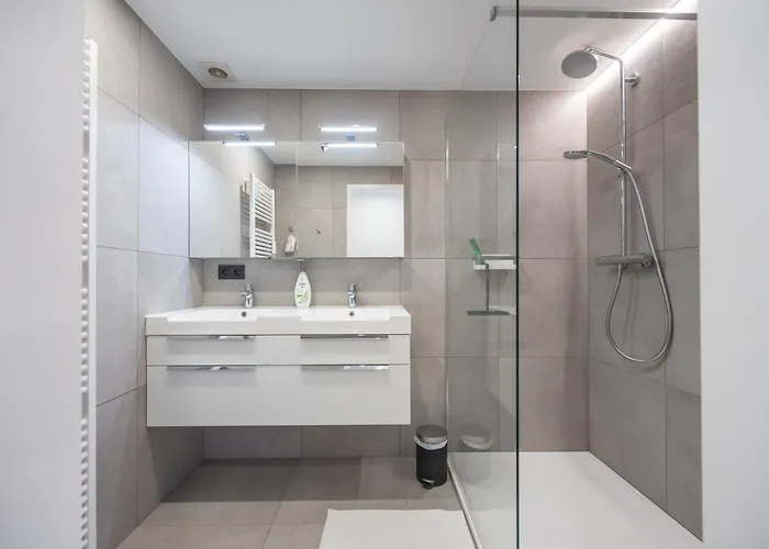 Appartement Lecomte - Oceanfront 206 *