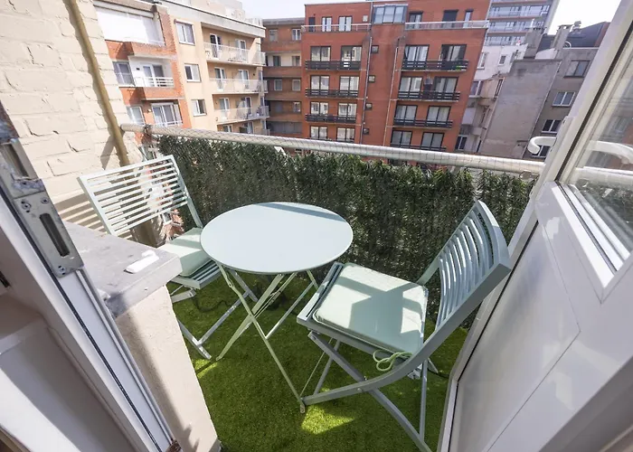 Lecomte - Oceanfront 206