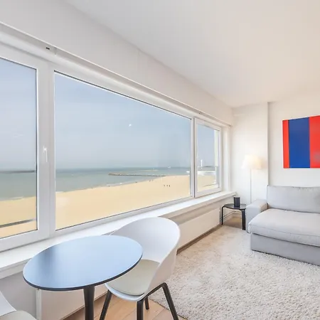 Daire Lecomte - Oceanfront 206